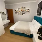 Signature 11 Apartment