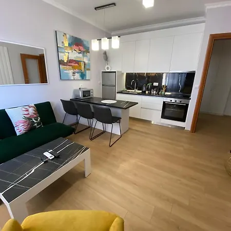 Signature 11 Apartment *