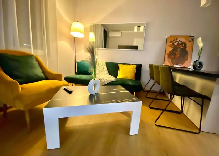 Signature 11 * Tirana