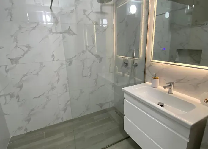 Signature 11 Apartment